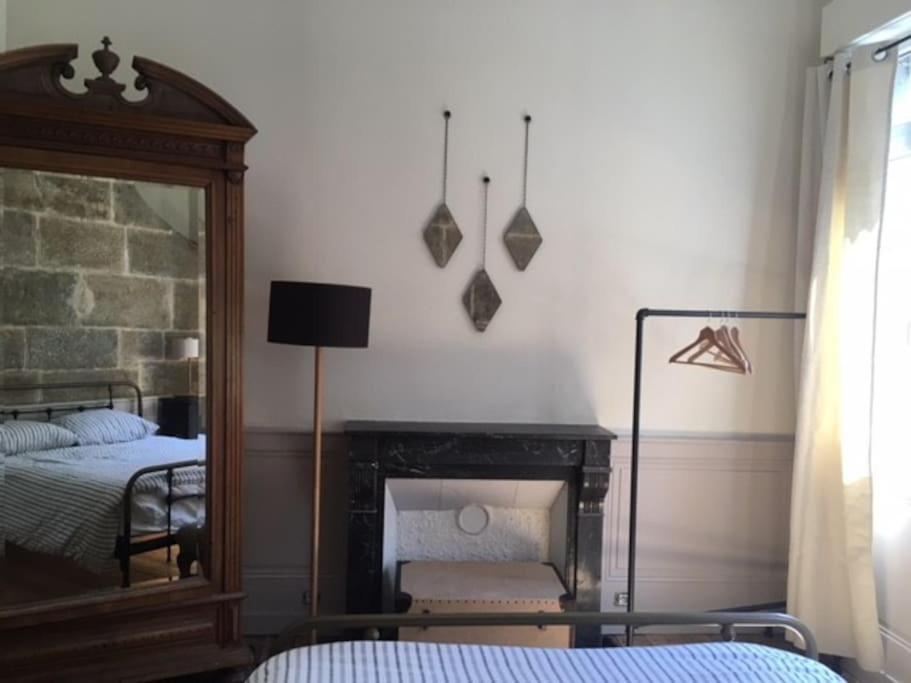 L'Appartement Du Voisin D'Hugo Besançon Dış mekan fotoğraf
